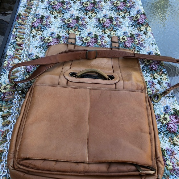 Claire Chase Genuine  Leather Messenger - Picture 8 of 10